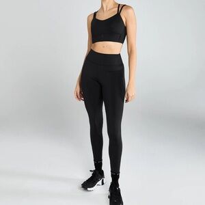 NWT Aztec Diamond Essential Leggings